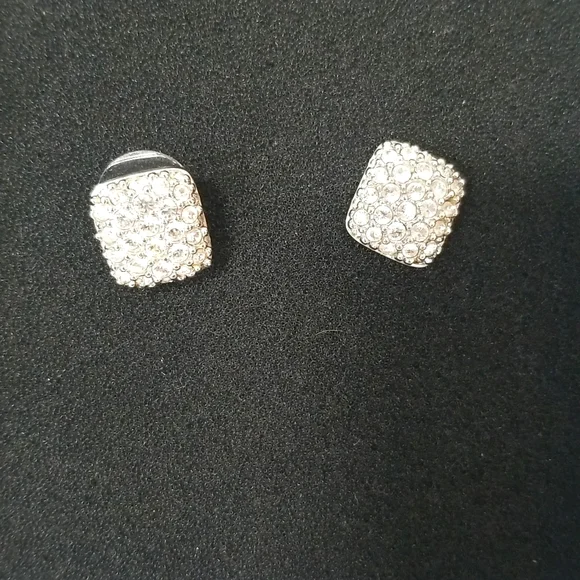 Authentic Swarovski Studs EUC